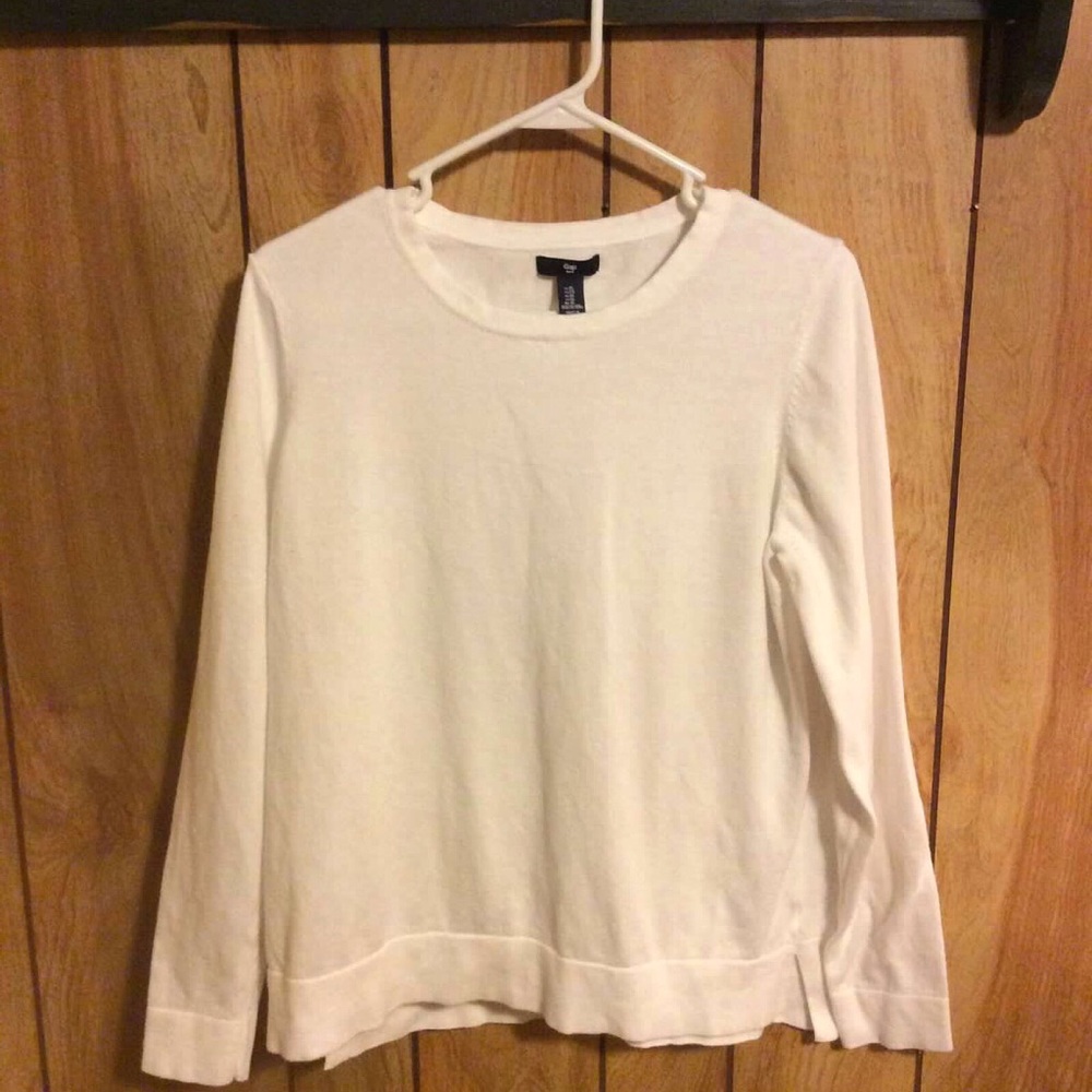 GAP XL White Crew Sweater-In Excellent condition